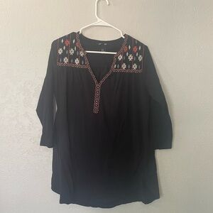 H&M black tunic with Aztec design